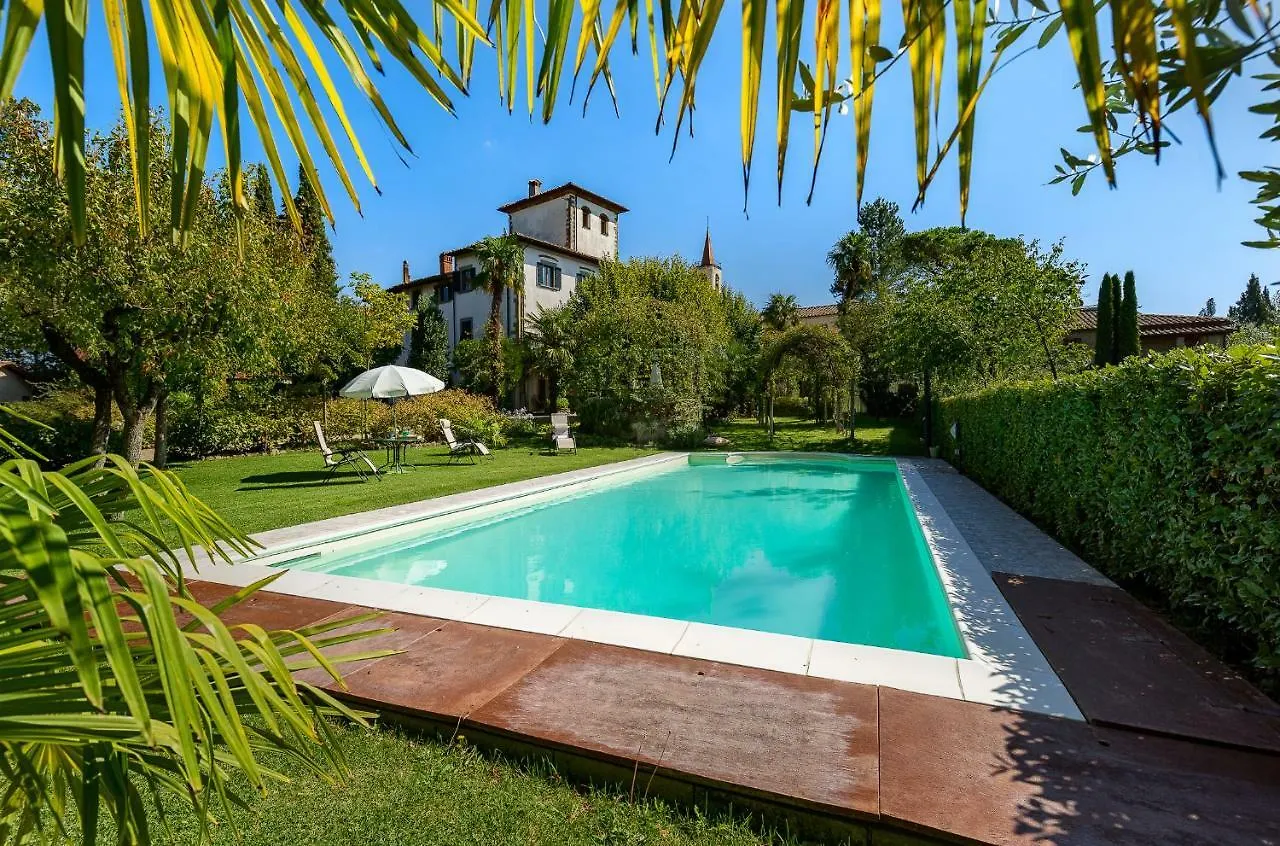 Villa Cristofoletti B Arezzo 0*,